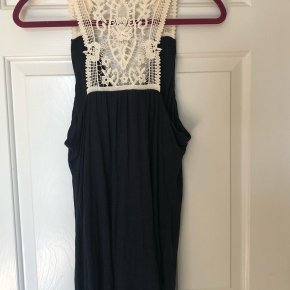 Banana Republic Tops - Banana Republic sleeveless top